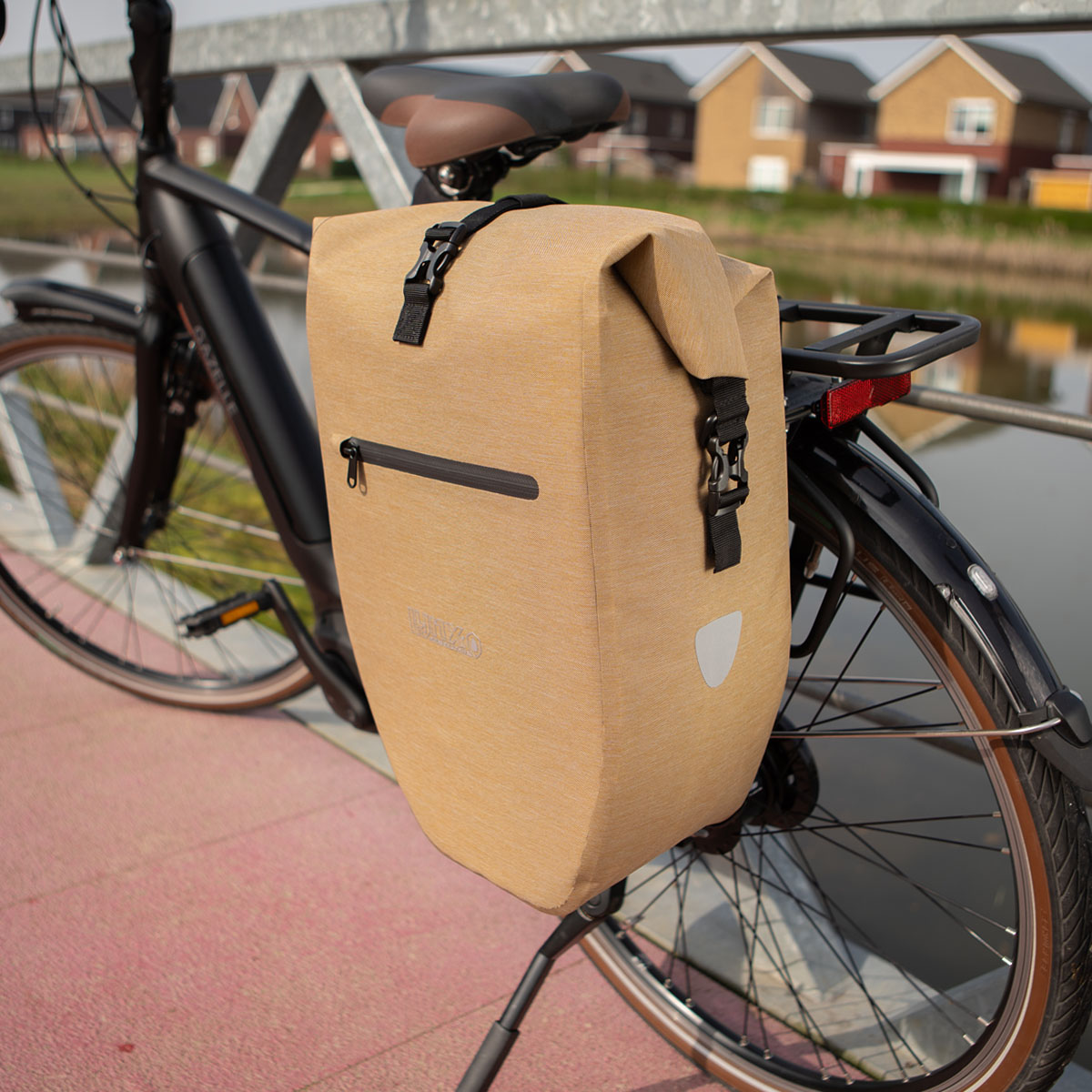 610311.BRO LYNX Single Pannier Bag Hayes 31 x 15 x 62 cm