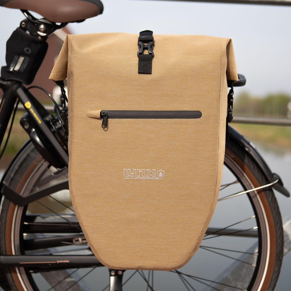610311.BRO LYNX Single Pannier Bag Hayes 31 x 15 x 62 cm